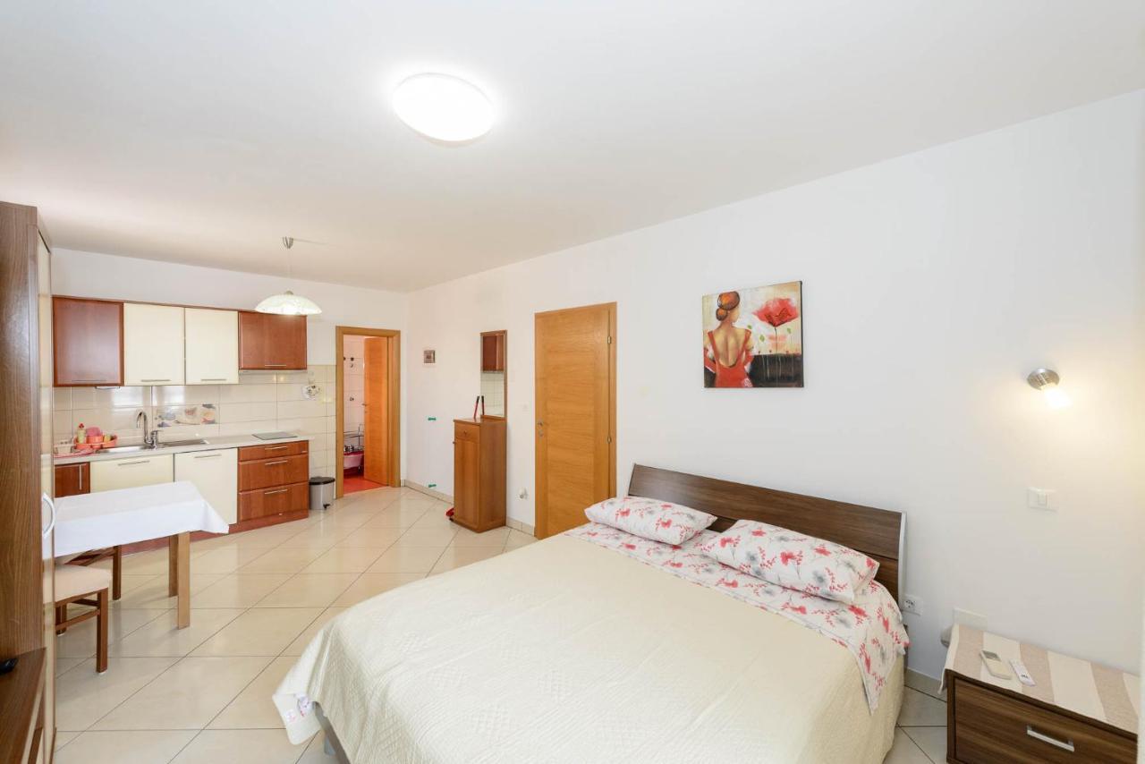 Apartments Milar Ρόβινι Εξωτερικό φωτογραφία